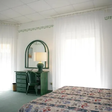 Diana Hotel 4*